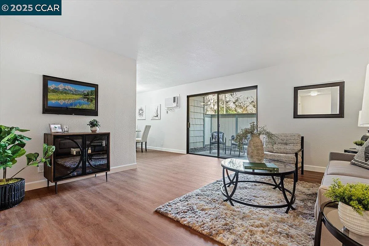 2890 Treat Blvd Unit 19 photo 1