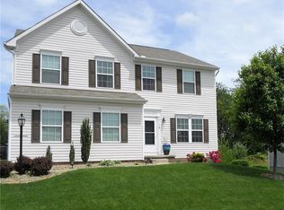 116 Cameron Square Dr, Connoquenessing Township, PA