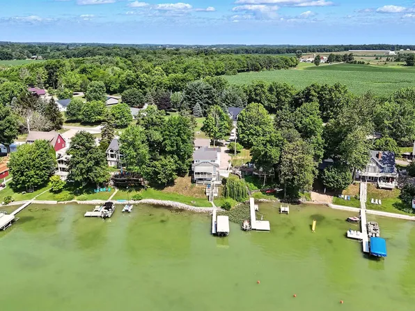 1130 E 455 S, Lagrange, IN 46761