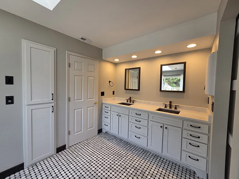 Owners suite bathroom
