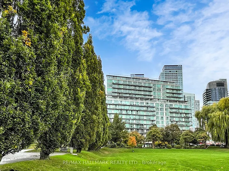 650 Queens Quay W #1121 — Photo 42