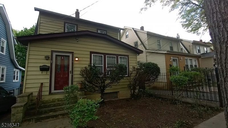 1st image of 16 Essex St