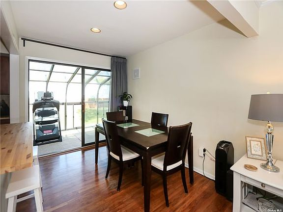 5th image of 2 Haven Ln