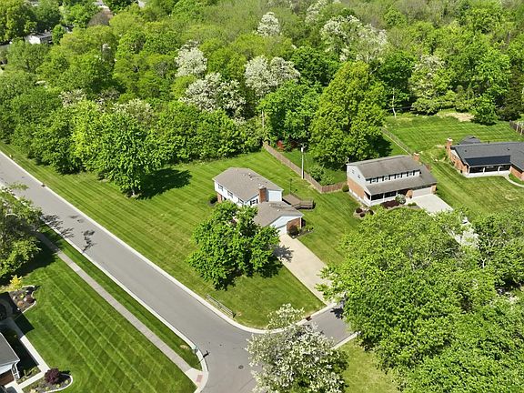 3rd image of 8046 Blairhouse Dr