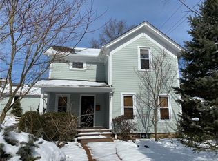 129 E Cottage St, Chagrin Falls, OH 44022
