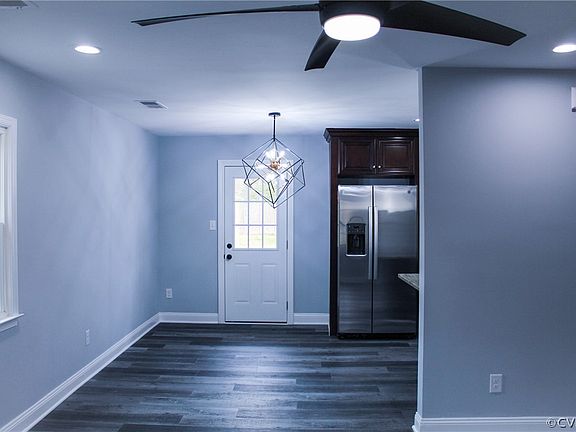 5th image of 9302 Windwood Ct