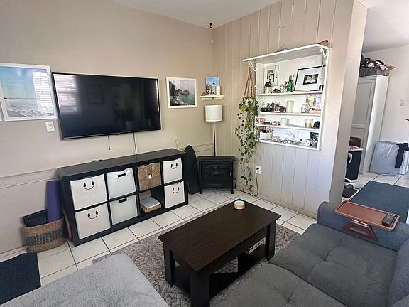 5th image of 4320 Kendall St #4318