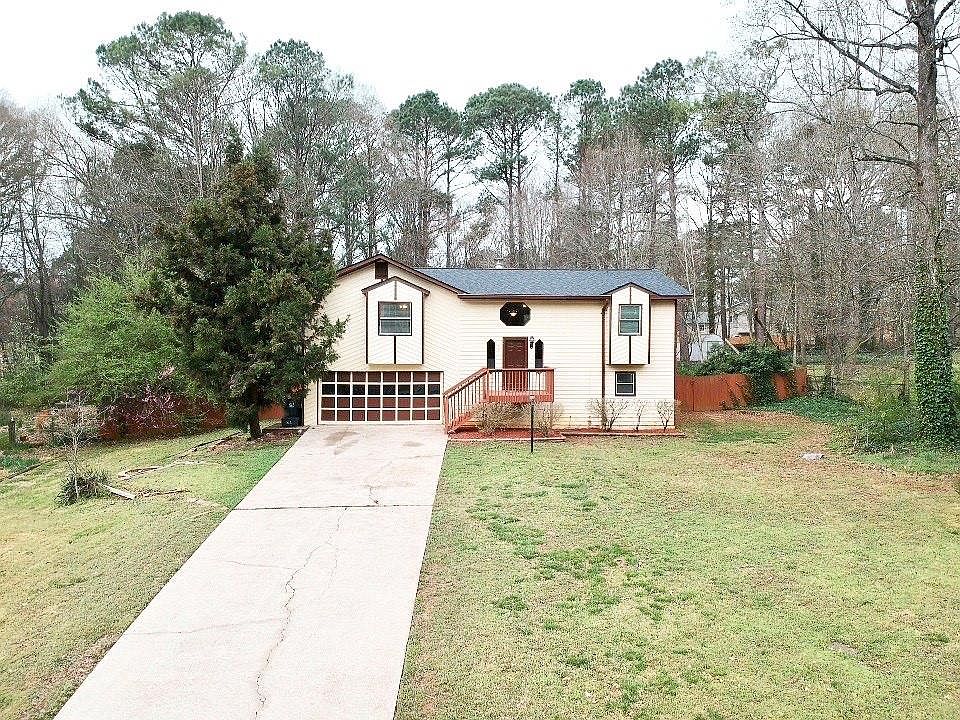 1st image of 451 Jillian Ln