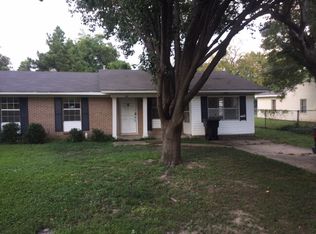 1462 N Robertshaw St, Greenville, MS 38703