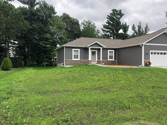 3rd image of 2261 W Breezewood Ct