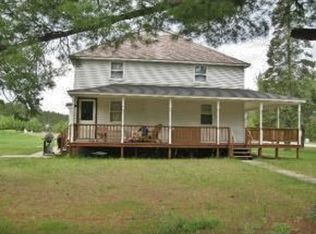 N6897 Left Foot Lake Rd, Crivitz, WI 54114