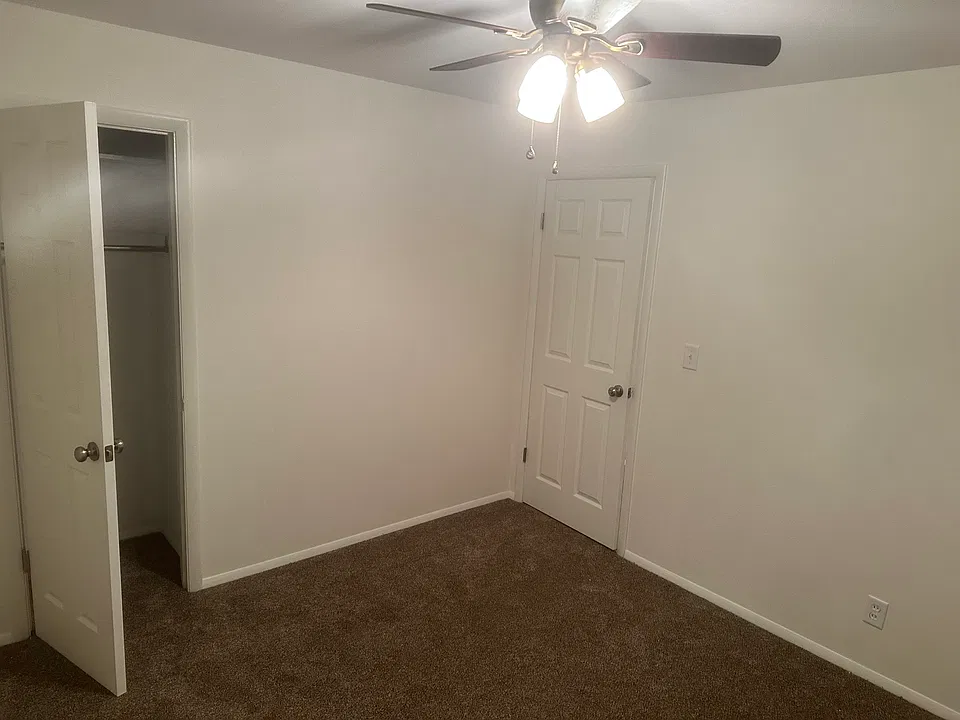 2407 Oneida Dr