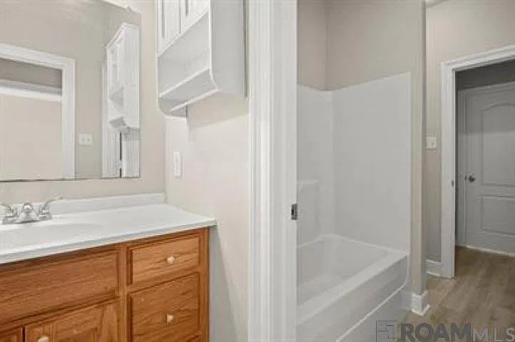 2 bed, 1000 sqft, $1,500 — Photo 4