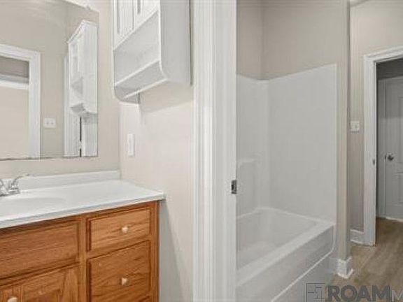 4th image of 18623 Greenwell Springs Rd #1A