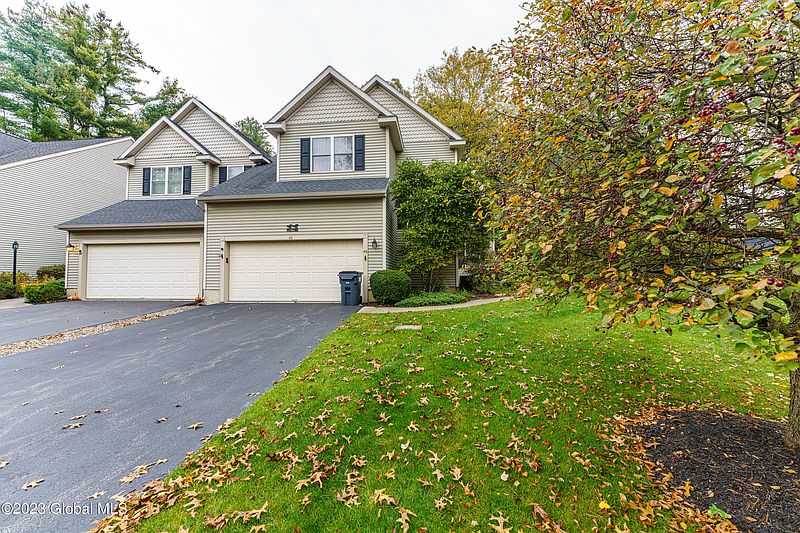 2nd image of 46 Donegal Way