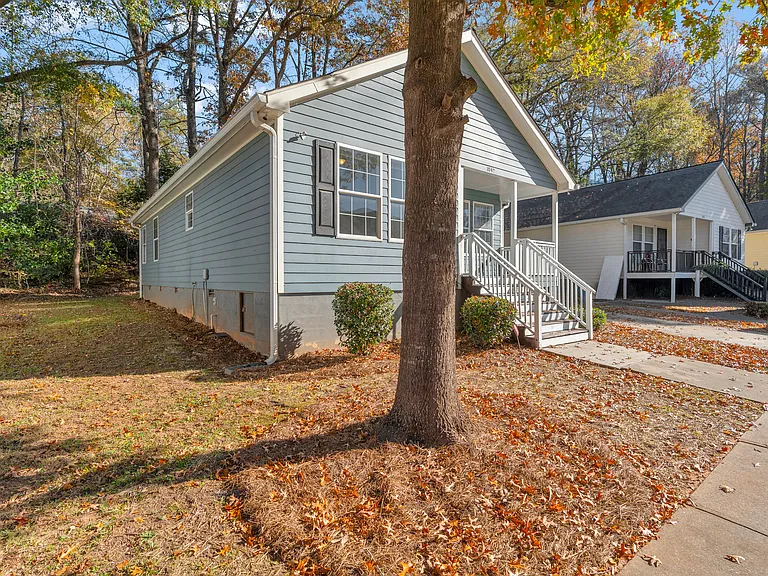 1040 Thomasville Estates Way SE — Photo 54