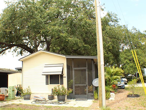 3rd image of 3390 Gandy Blvd N Lot 595