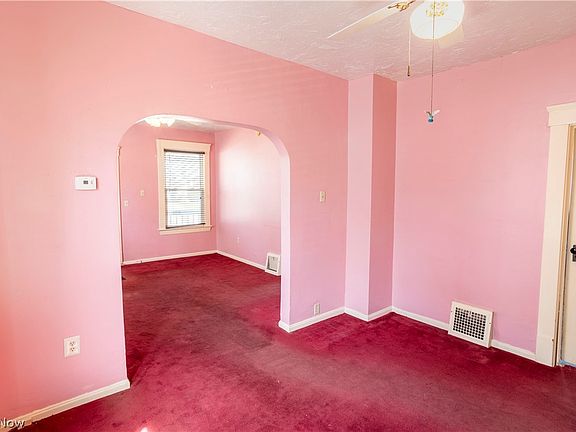 5th image of 14113 Berwyn Ave