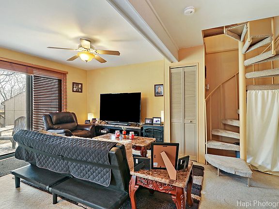 4th image of 16 Saint Thomas Colony APT 1