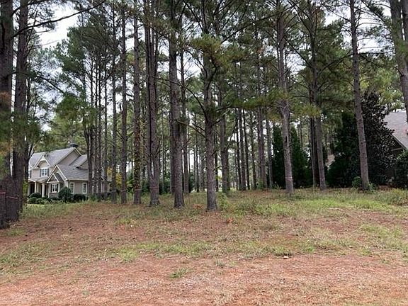 2nd image of 147 Wildwood Dr