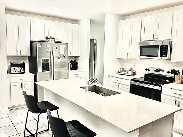 1835 Weir Blvd — Photo 3