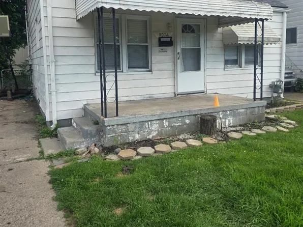 11076 Paige Ave, Warren, MI 48089