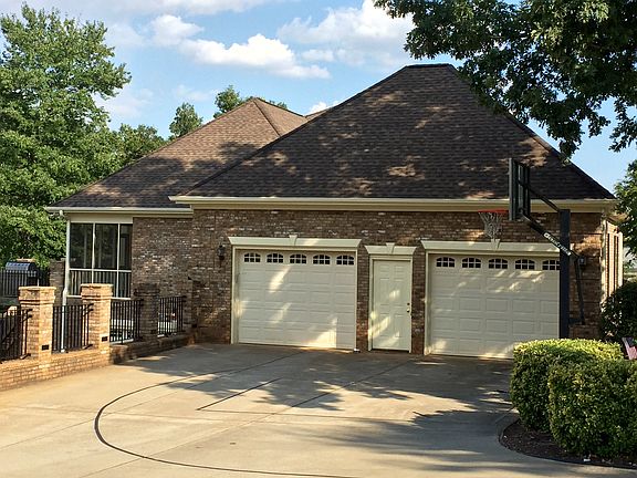 2nd image of 22 Millers Pond Way