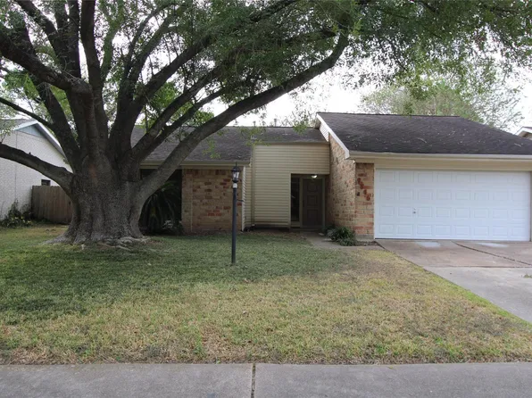 9846 Sagepike Dr, Houston, TX 77089