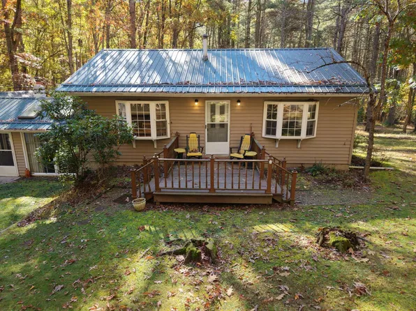 2484 Belltown Rd, Clarington, PA 15828