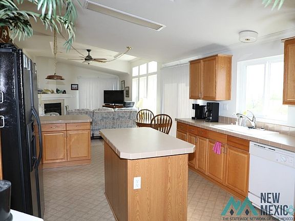 4th image of 516 Pike Rd