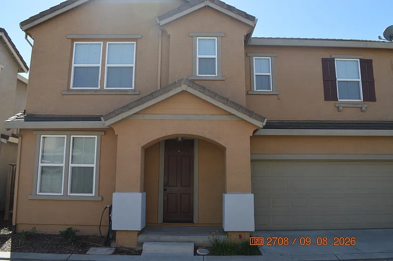 5305 Cottage Cove Dr