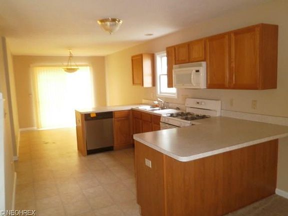 3rd image of 3862 Dugans Landing Dr Unit 3