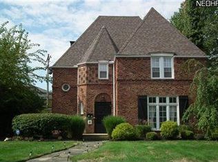 3384 Daleford Rd, Shaker Heights, OH 44120