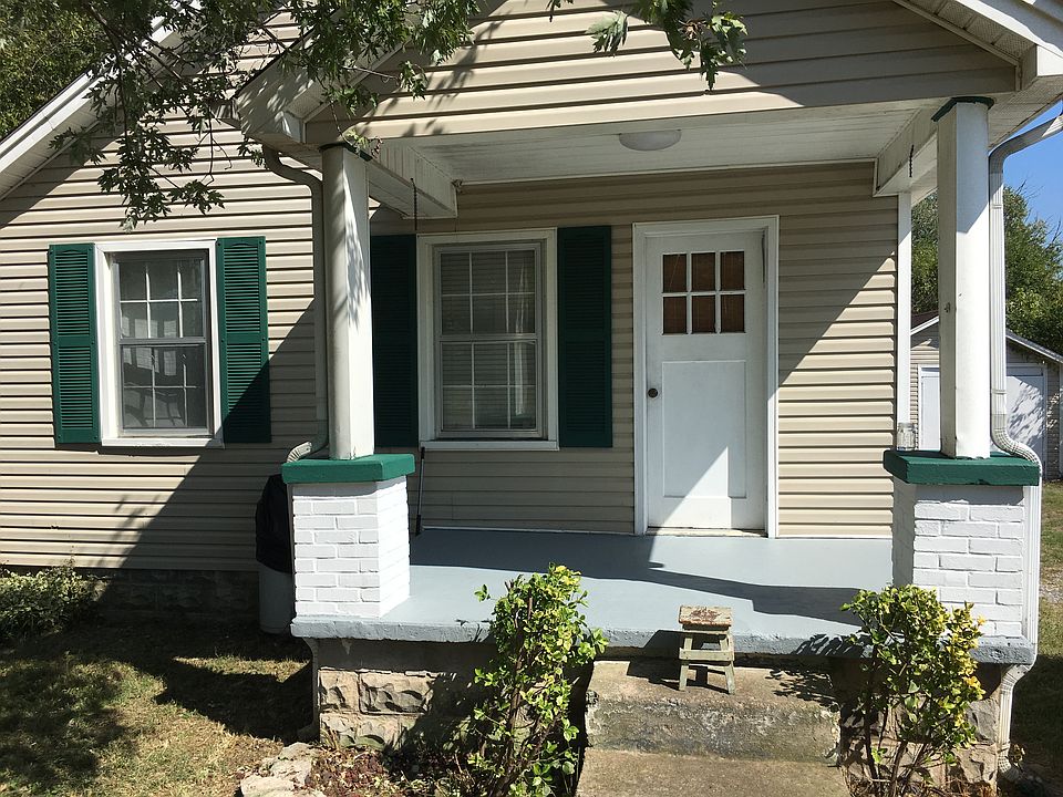 1st image of 203 Mason St