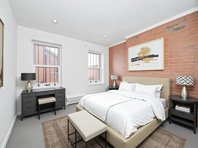 134 E 13th St #3W — Photo 4