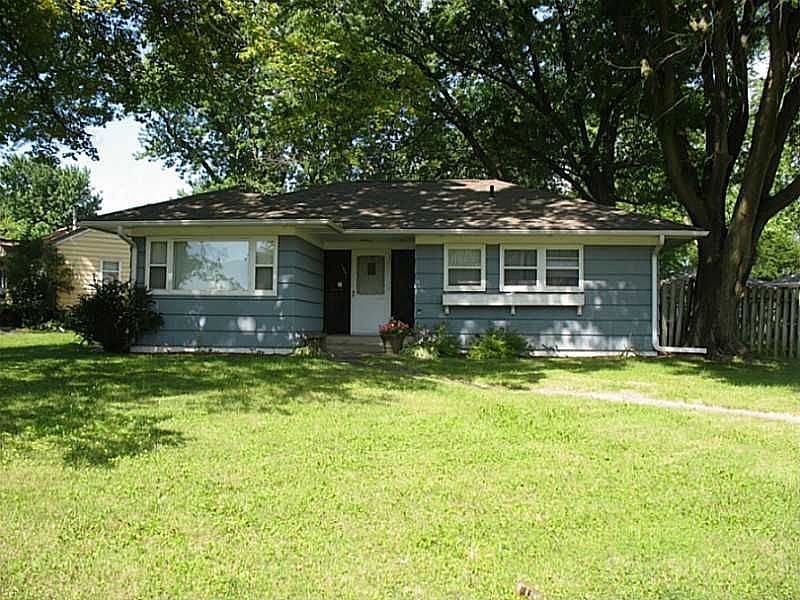 1st image of 1001 38th St SE