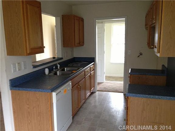 2nd image of 3010 Grace Meadow Dr
