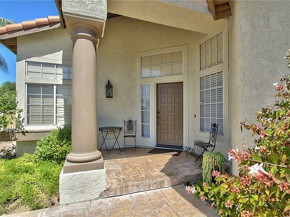 5th image of 40246 Benwood Ct