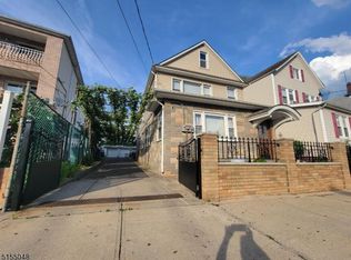 553 1st Ave, Elizabethport, NJ 07206