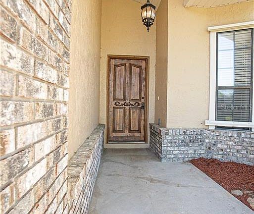 2nd image of 1526 Reade Cir