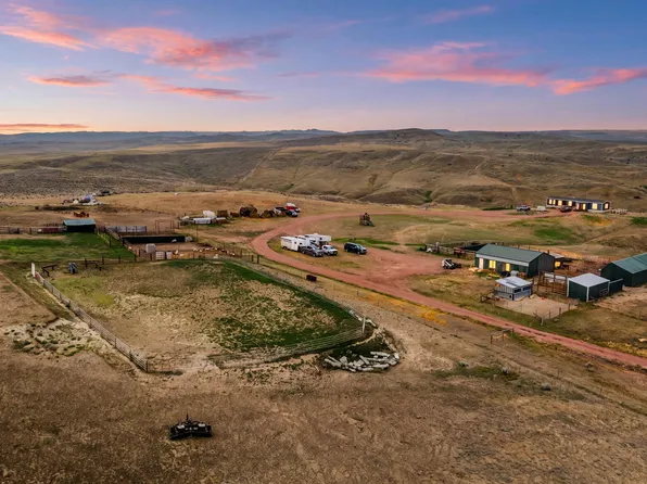 697 Beatty Gulch Rd, Sheridan, WY 82801
