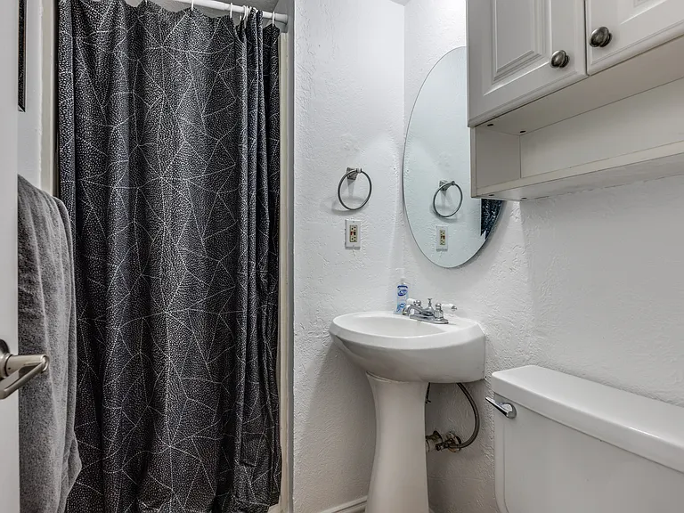 3440 Rosedale Ave #1 — Photo 10
