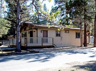 204 Los Angeles Ave, Sugarloaf, CA 92386