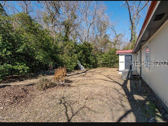 5th image of 1076 Aiken Ave S