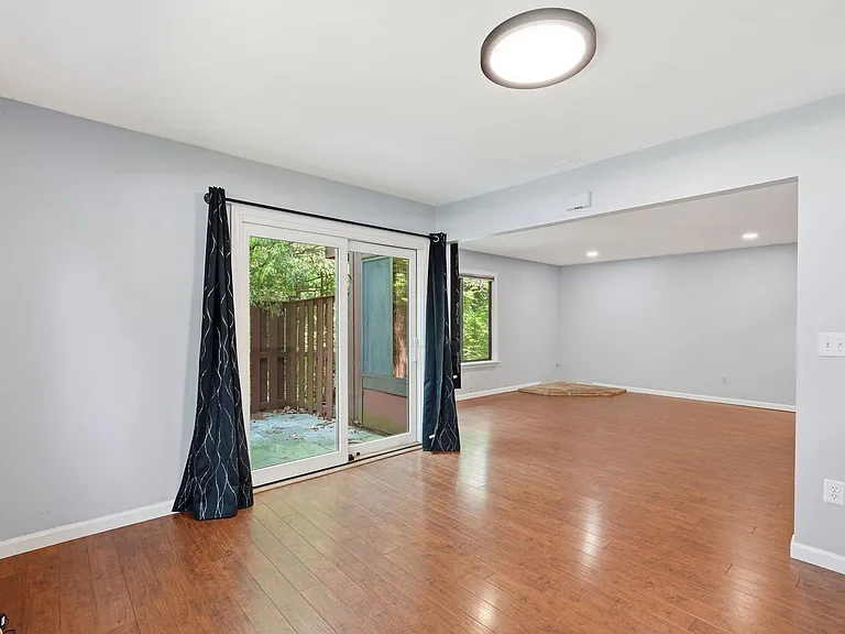 3103 Babashaw Ct — Photo 10