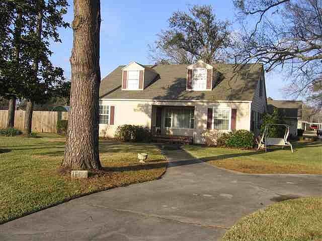 1st image of 1604 27th St