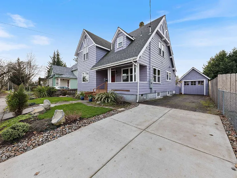 315 SE Davis St — Photo 2