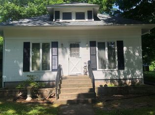 1709 S Maple St, Carthage, MO 64836