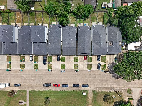 5th image of 3229 Real St #A