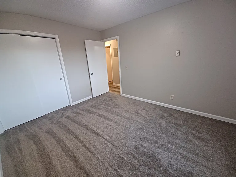 Quail Park Apartments — Photo 14